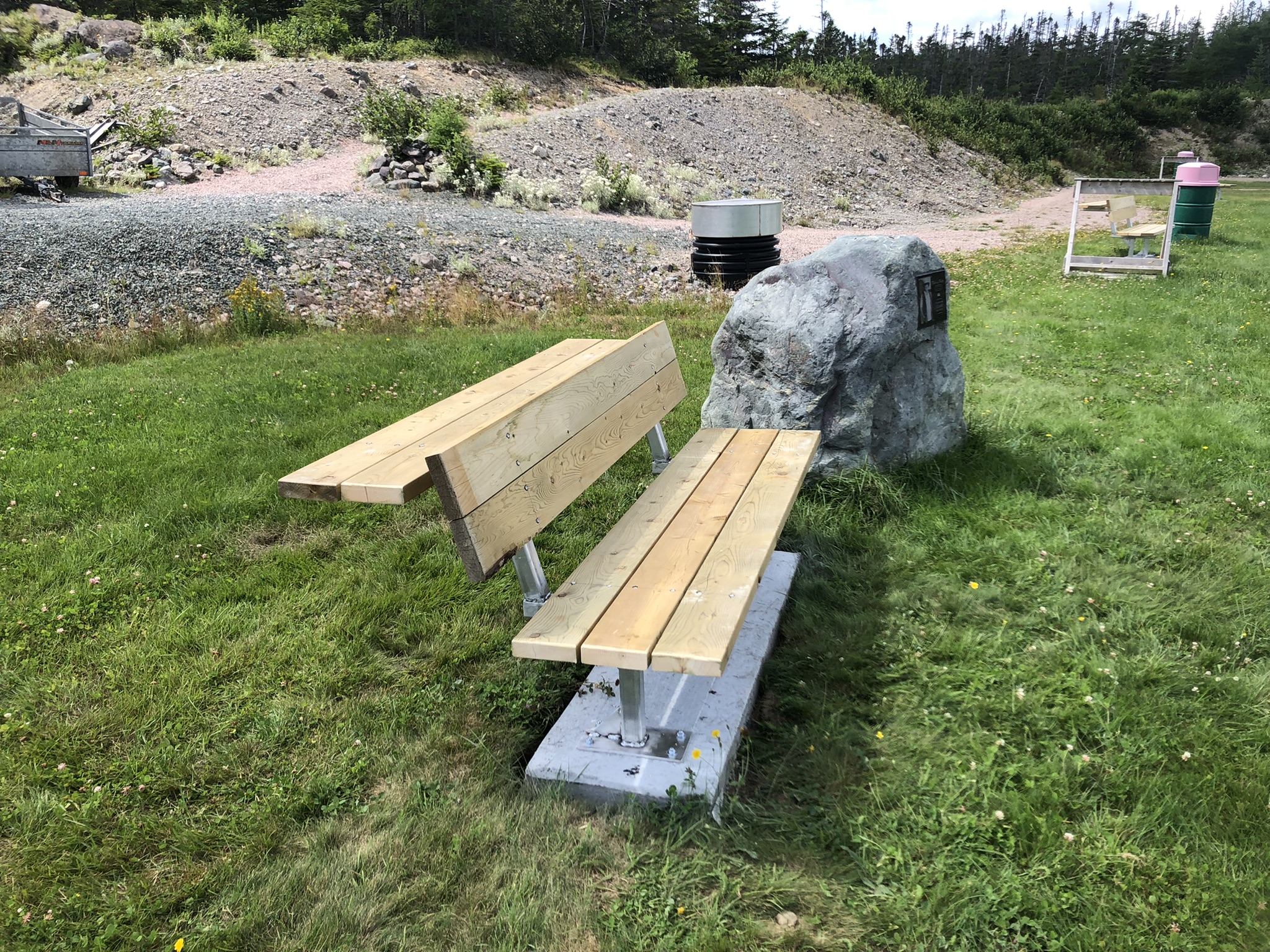 OMBsRock_Bench.jpeg (1.54 MB)