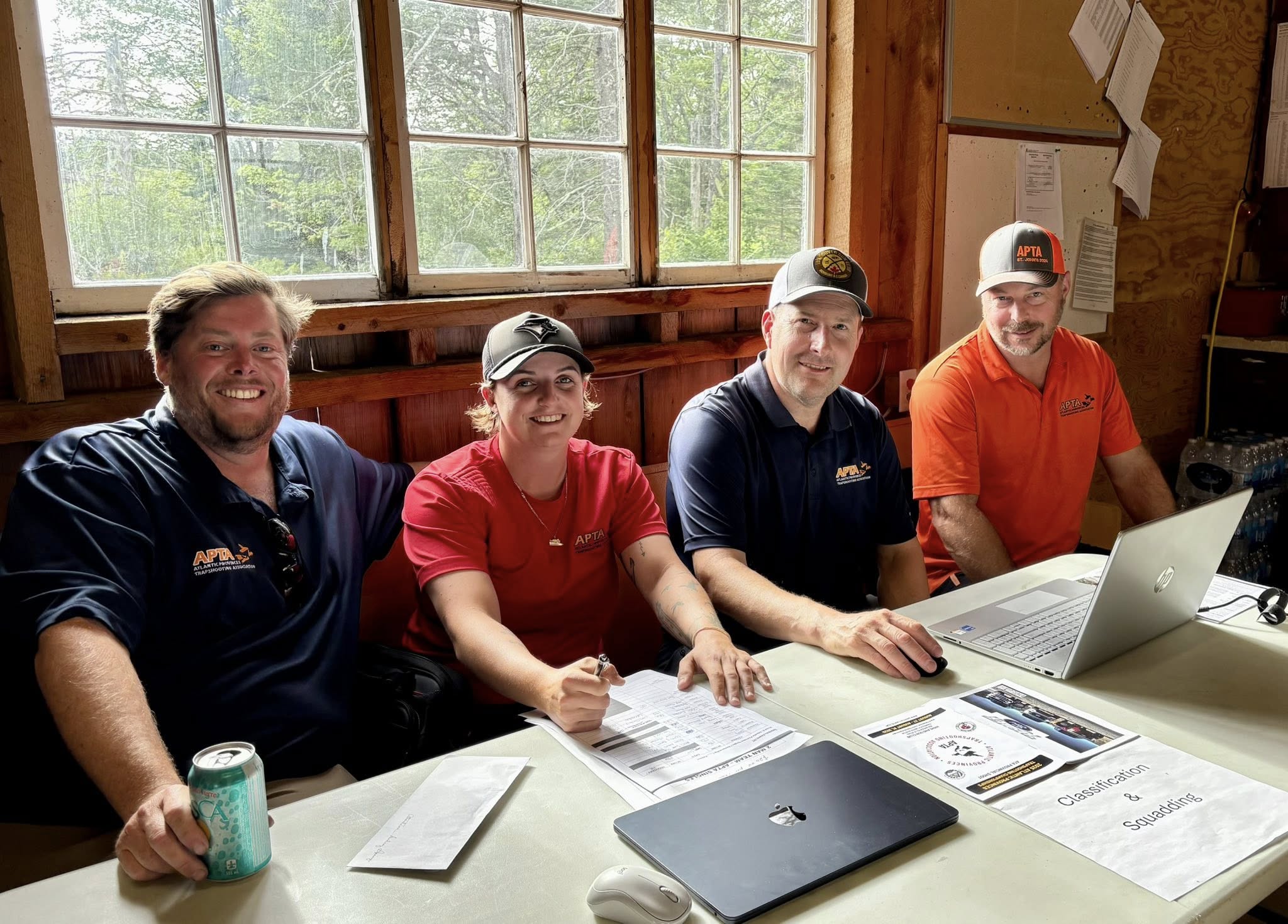 Shoot_Management.jpg (413 KB)